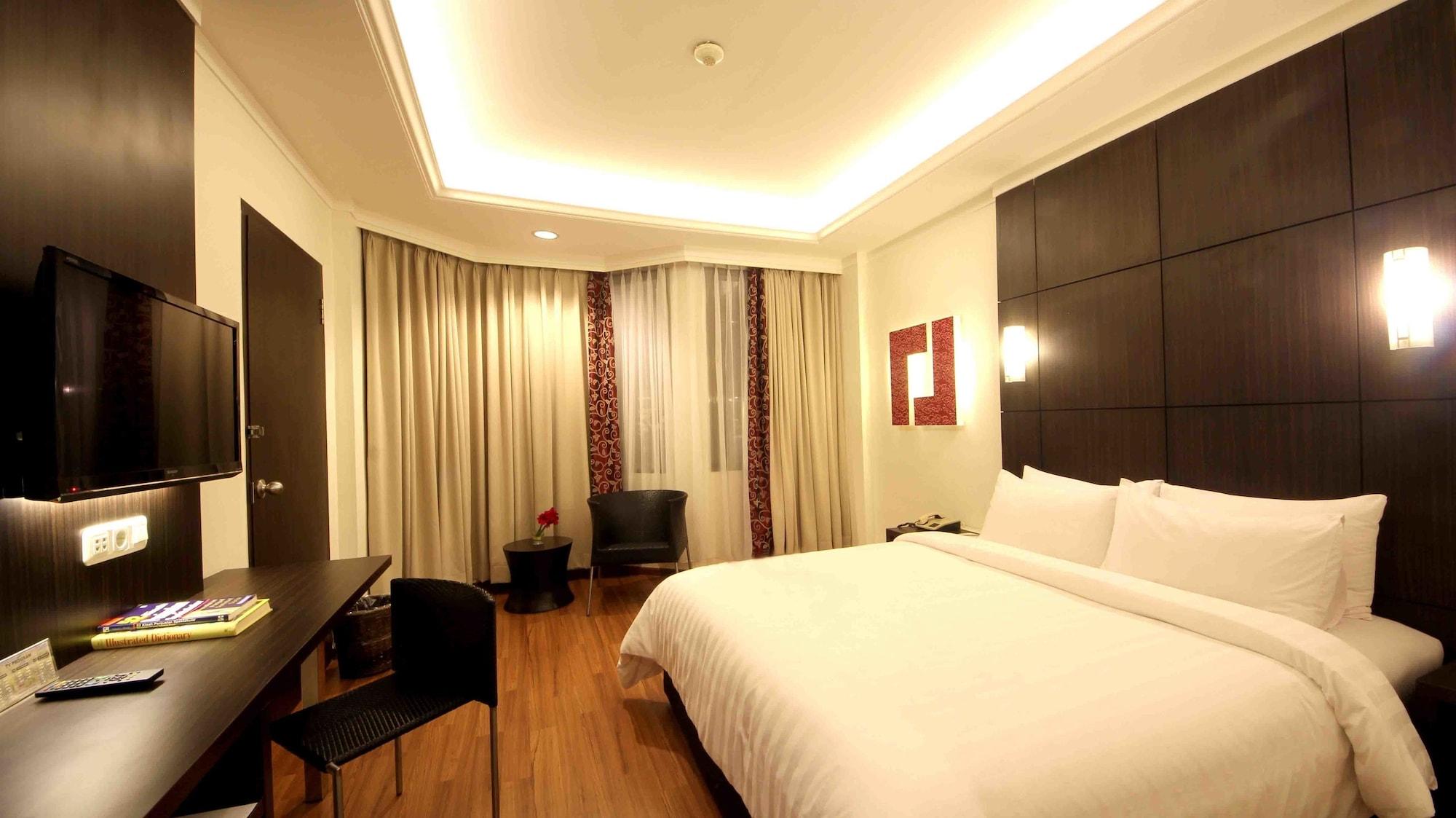 Bentani Hotel & Residence Чиребон Екстер'єр фото
