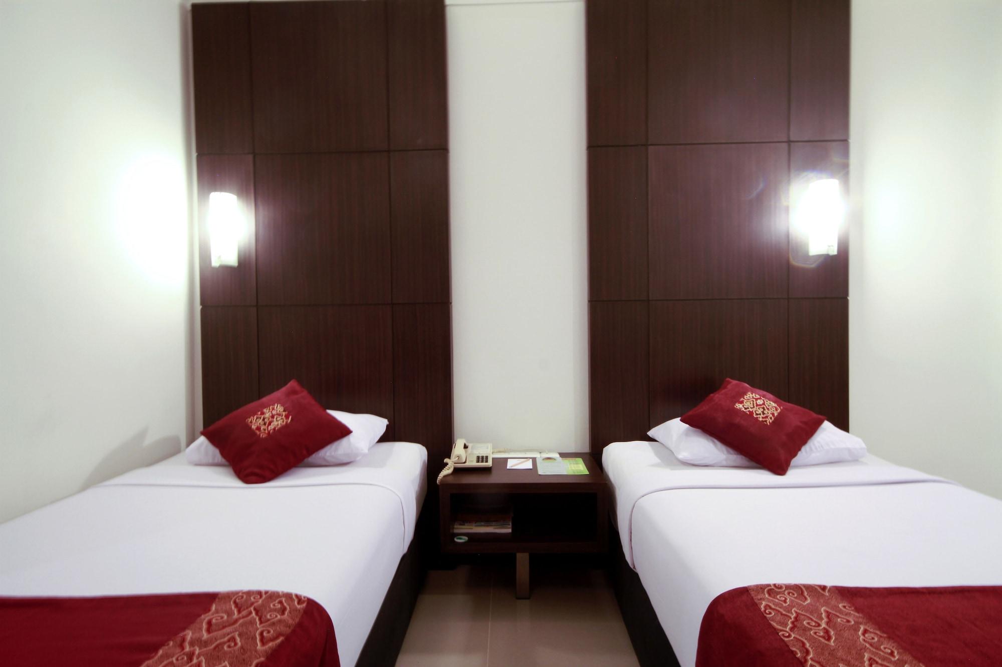 Bentani Hotel & Residence Чиребон Екстер'єр фото