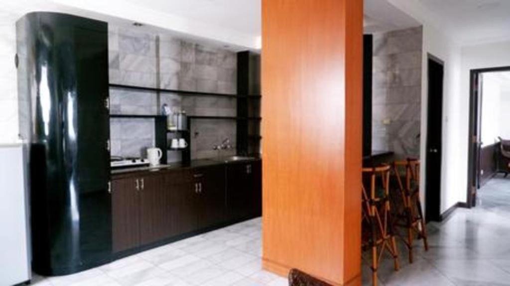 Bentani Hotel & Residence Чиребон Екстер'єр фото