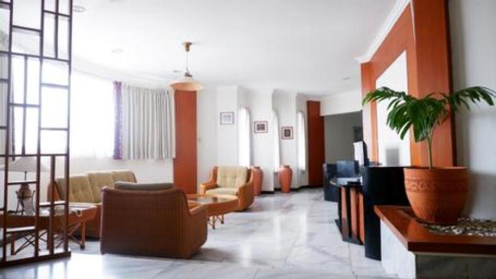 Bentani Hotel & Residence Чиребон Екстер'єр фото