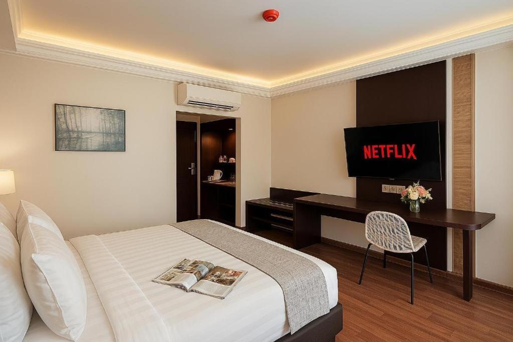 Bentani Hotel & Residence Чиребон Екстер'єр фото