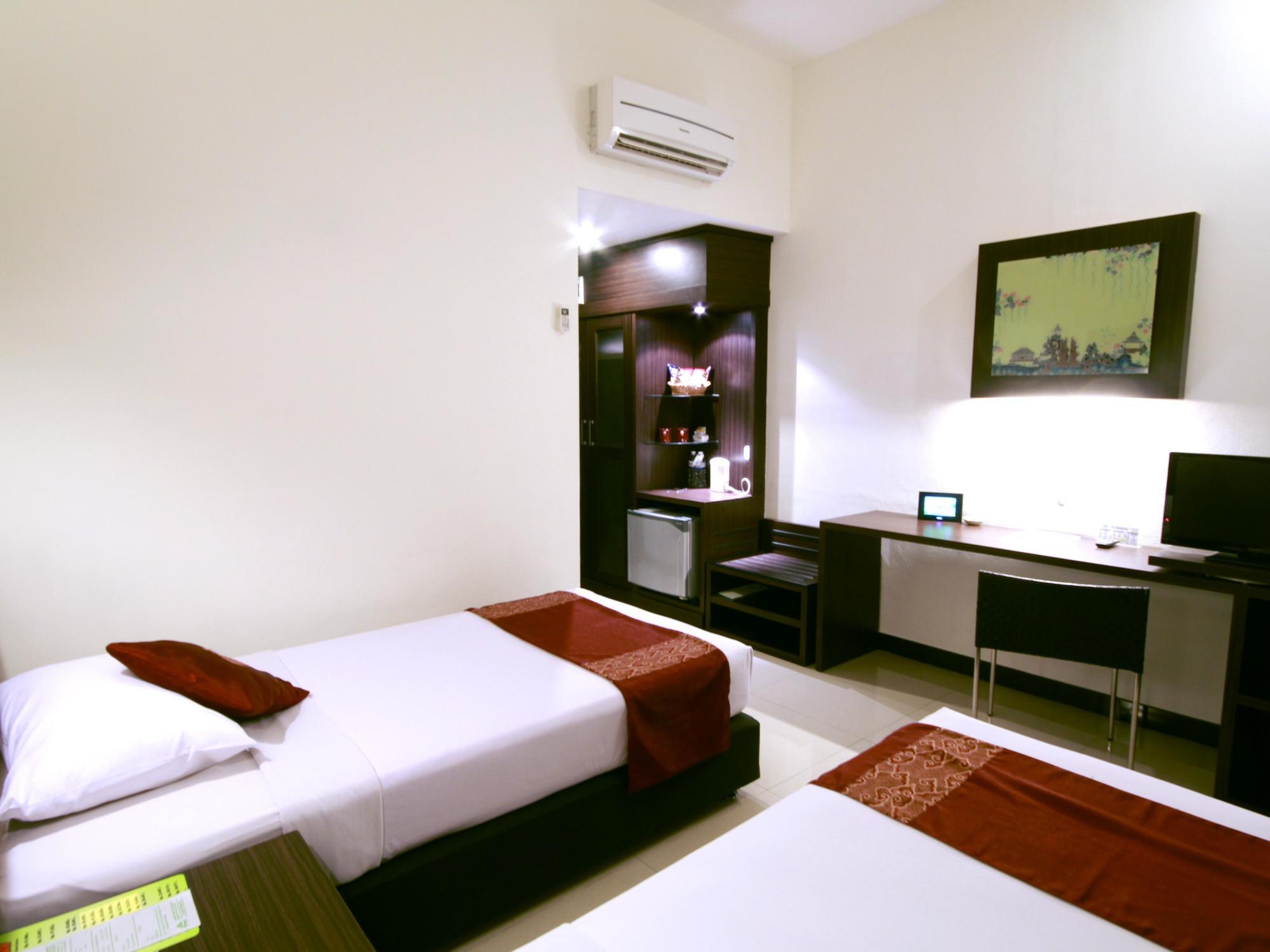 Bentani Hotel & Residence Чиребон Екстер'єр фото